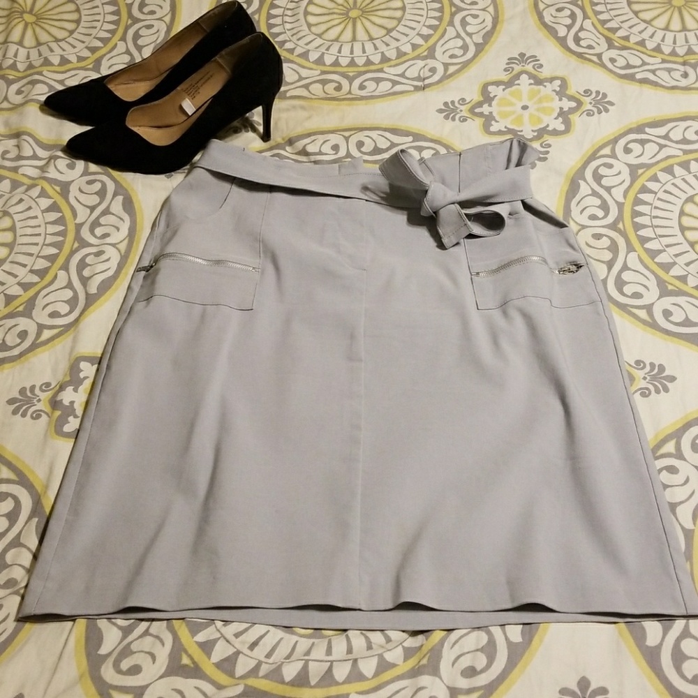 RAG Heather grey pencil skirt 😍😍